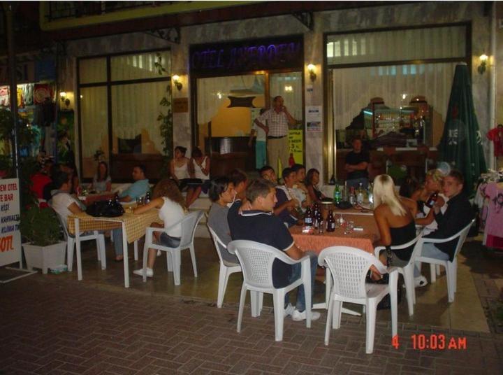 Akerdem Hotel Kusadasi Bagian luar foto